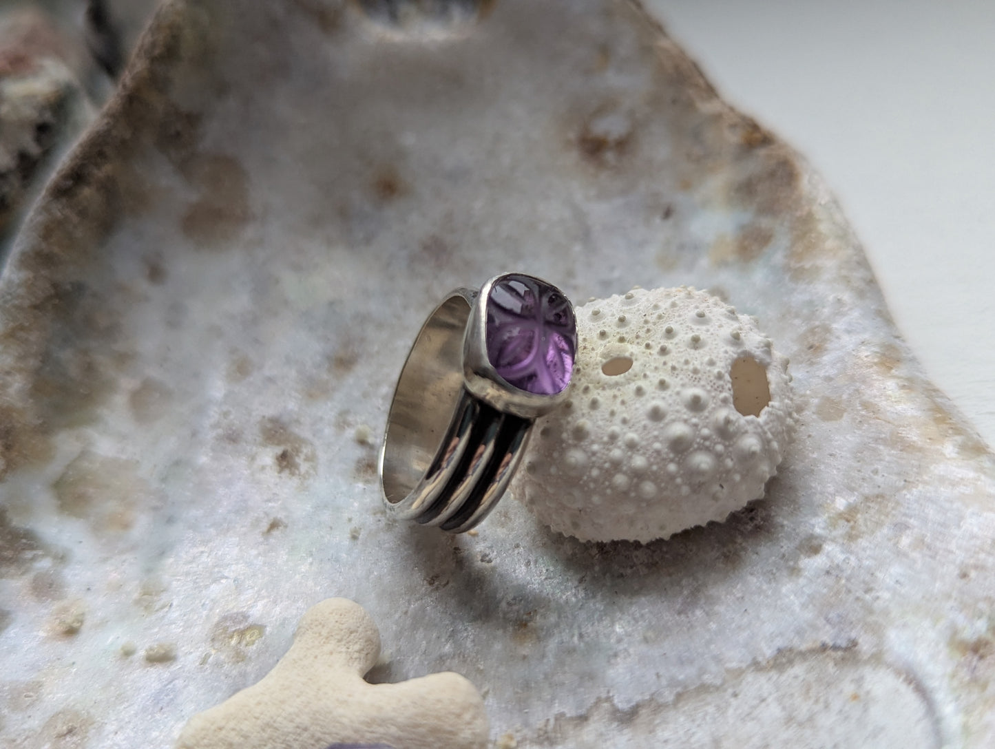 Floral Cared Amethyst Sterling Silver Ring - Size 7